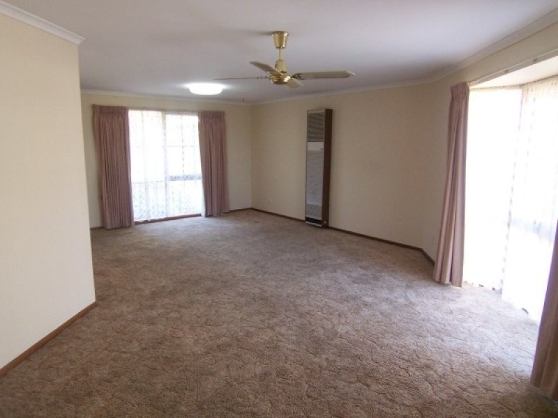 10 Falcon Court, Carrum Downs VIC 3201