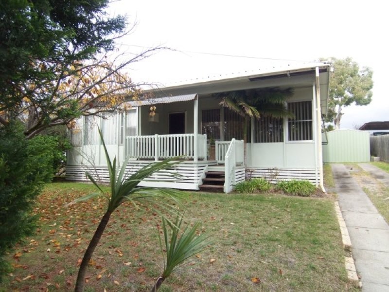 68 Forest Drive, Frankston North VIC 3200