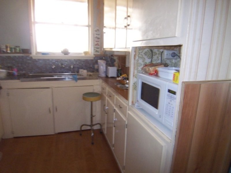 28 Laurina Crescent, Frankston North VIC 3200