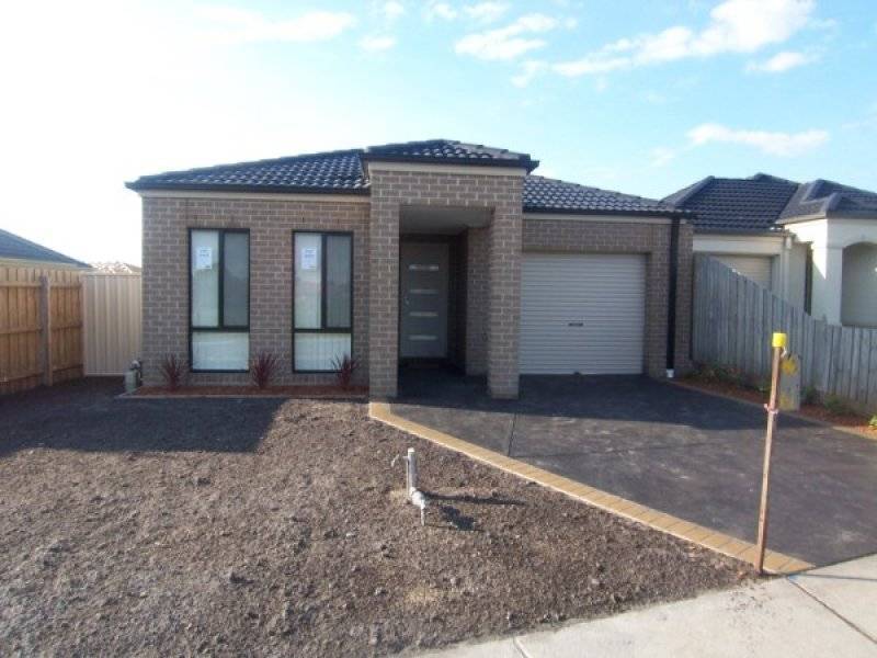 19 Sherbourne Drive, Carrum Downs VIC 3201