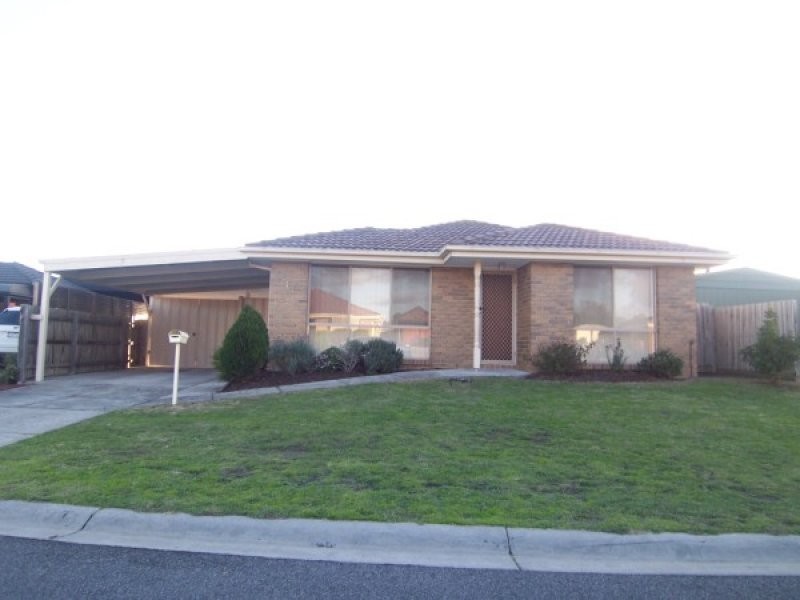 4 Sue Place, Carrum Downs VIC 3201
