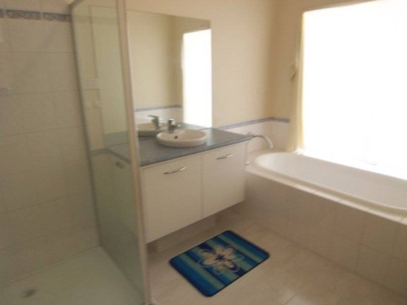 7 Clancy Crescent, Carrum Downs VIC 3201