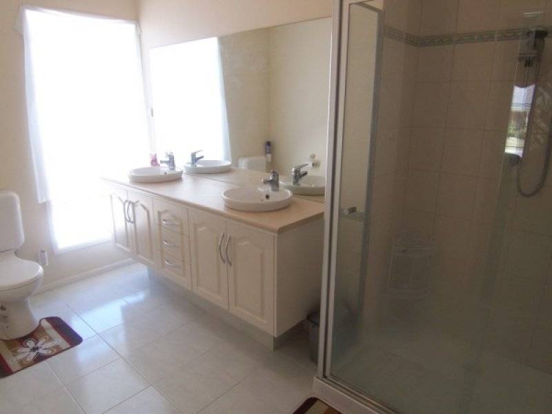 7 Clancy Crescent, Carrum Downs VIC 3201