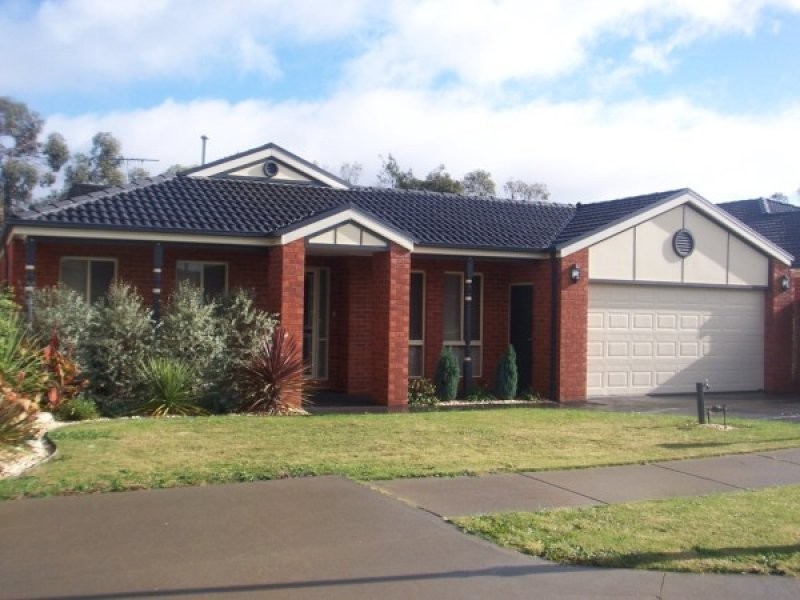 40 Veronica Drive, Skye VIC 3977