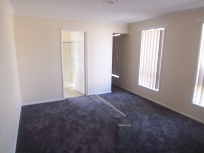 14 Esta Court, Carrum Downs VIC 3201