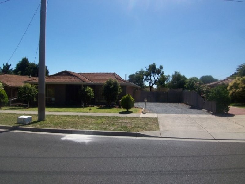 7 Loretta Street, Carrum Downs VIC 3201