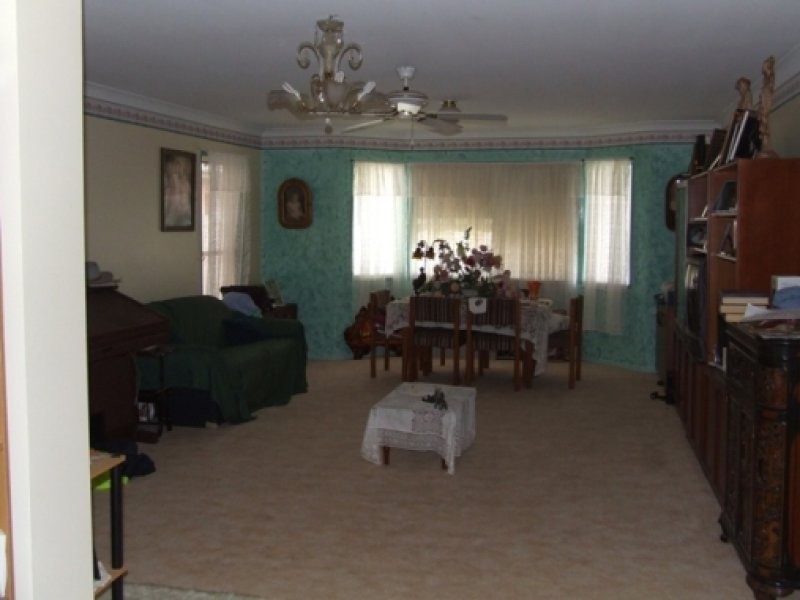 177 Mill St, Redland Bay QLD 4165