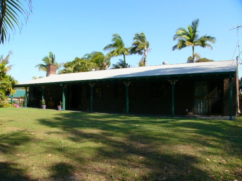 17 Azalea Street, Redland Bay QLD 4165