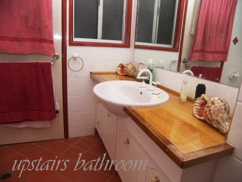 42 Rusbrook St, Redland Bay QLD 4165