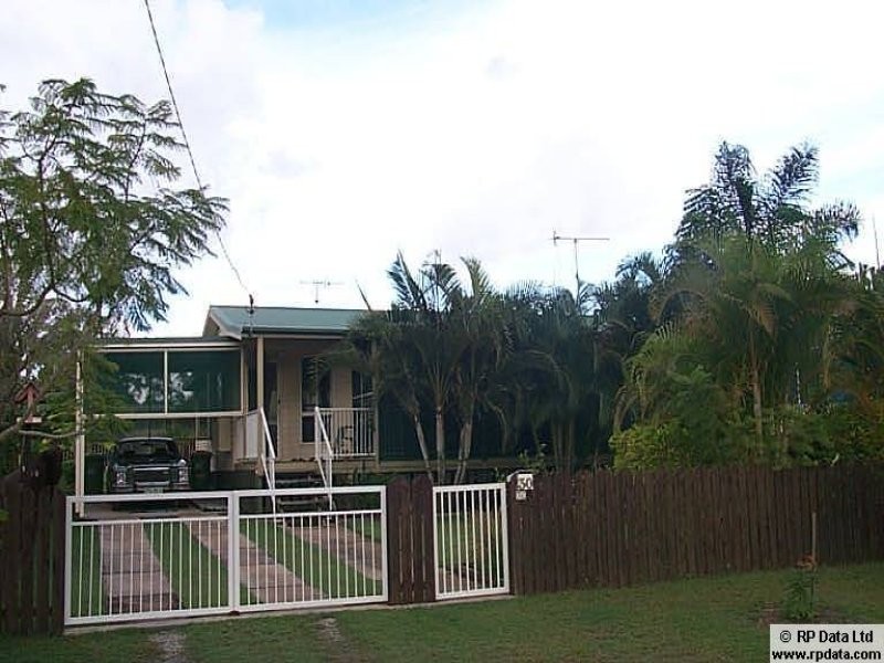 30 Rhodes Street, Macleay Island QLD 4184