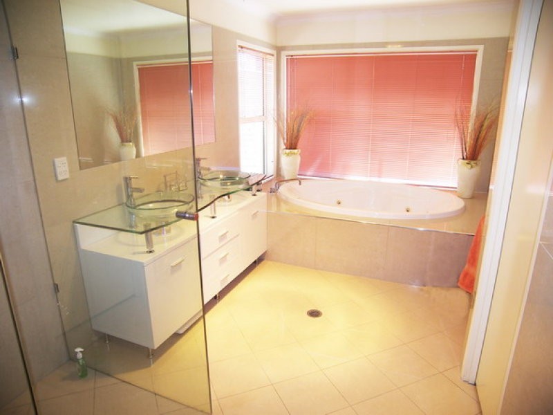 23 The Boulevard, Redland Bay QLD 4165