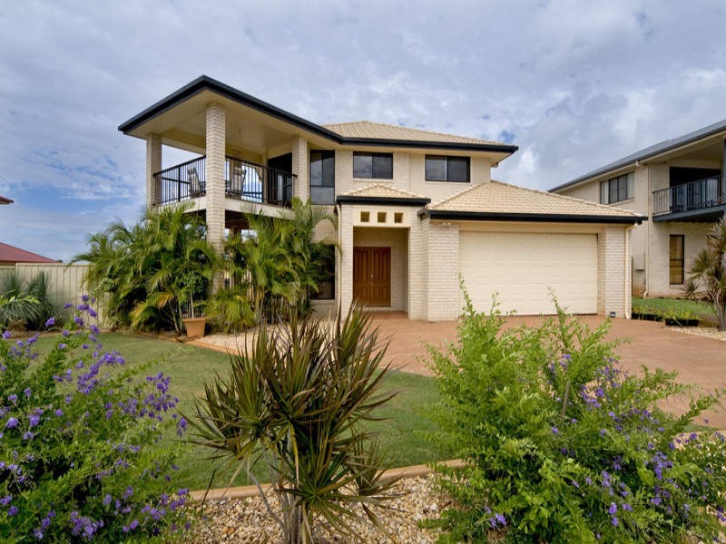 72 Penzance Drive, Redland Bay QLD 4165