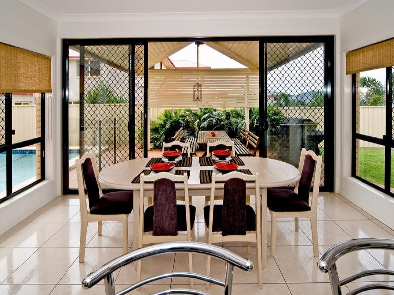 72 Penzance Drive, Redland Bay QLD 4165