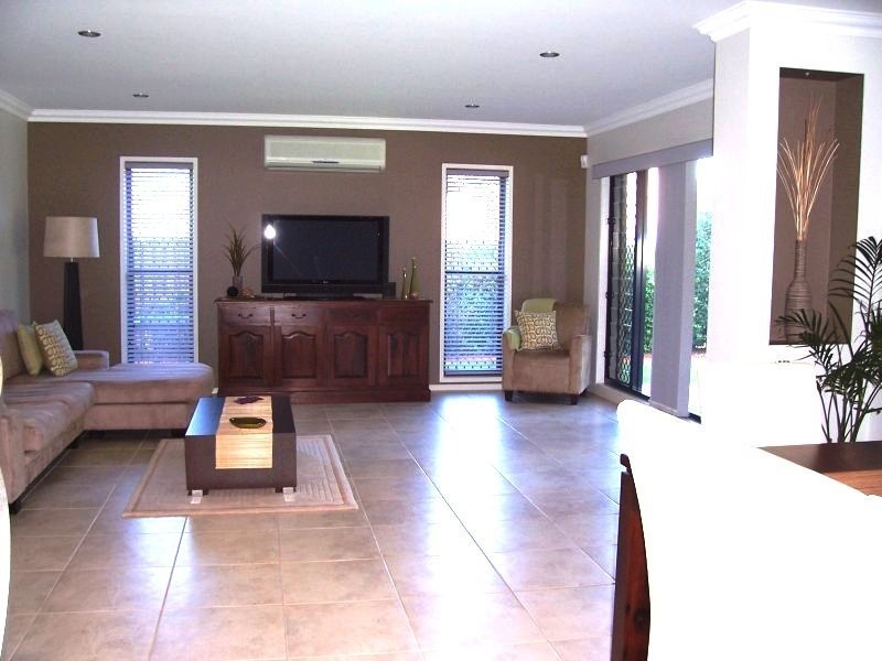 111 School Of Arts Road, Redland Bay QLD 4165