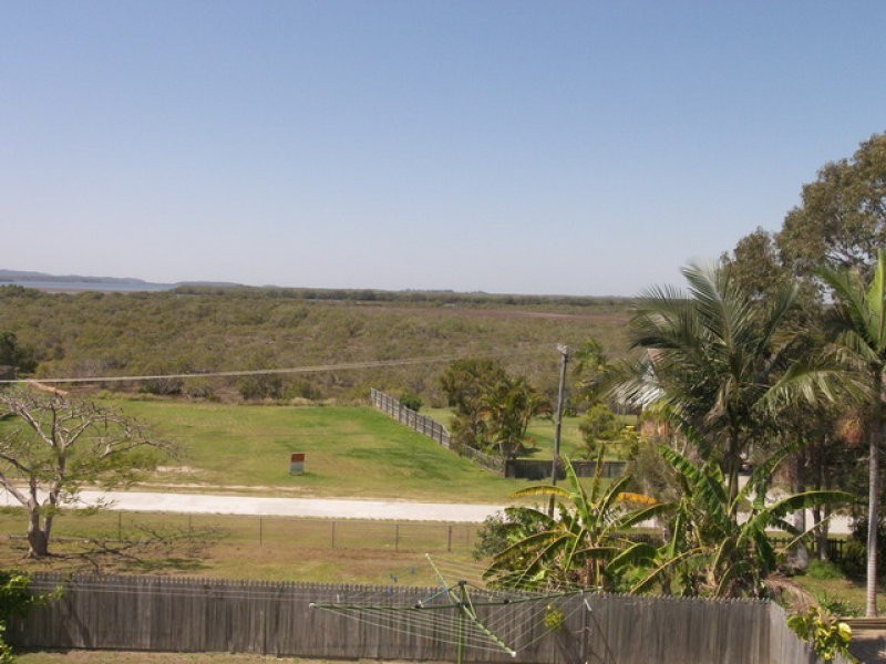 17 Pear Street, Redland Bay QLD 4165