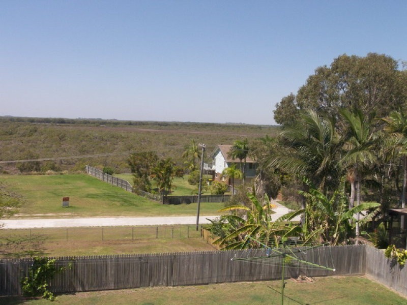 17 Pear Street, Redland Bay QLD 4165