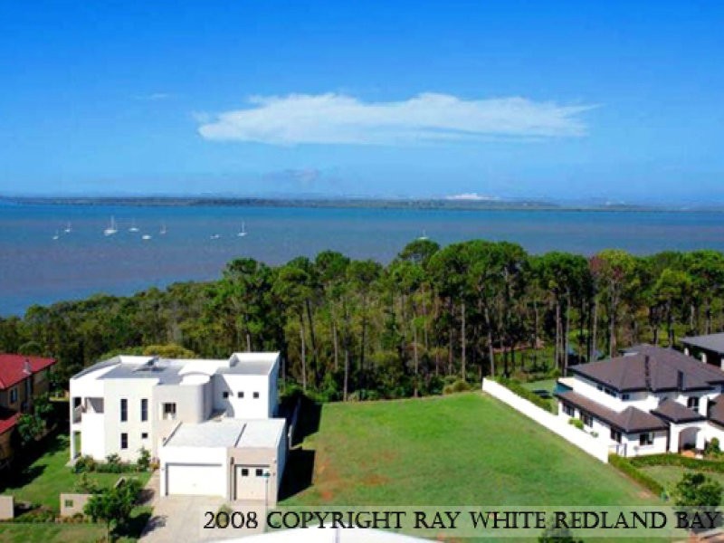 15 The Rampart, Redland Bay QLD 4165
