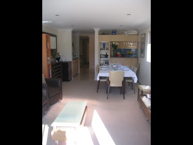 2/57 Walton Crescent, Abbotsford NSW 2046