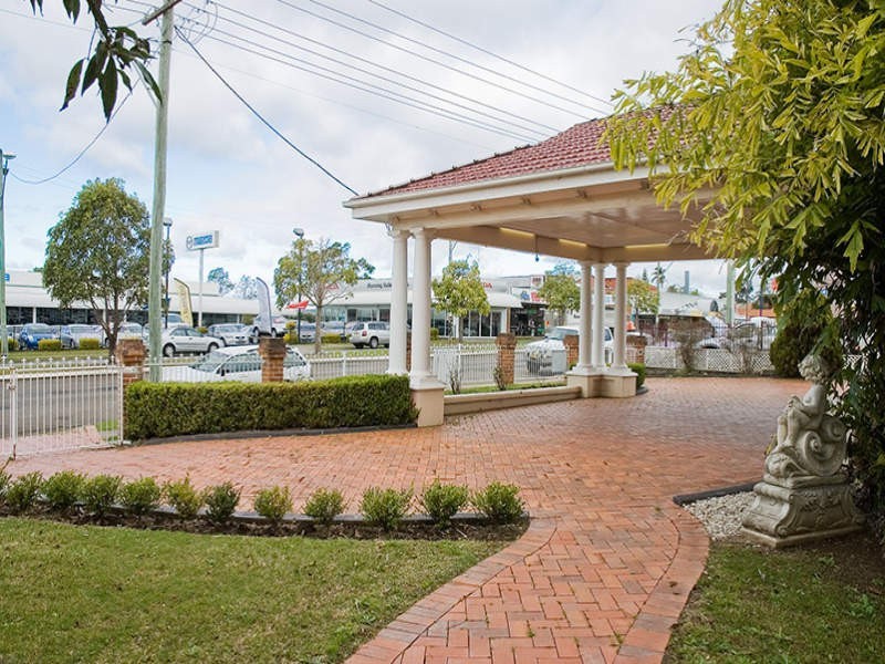 19 Victoria Street, Taree NSW 2430