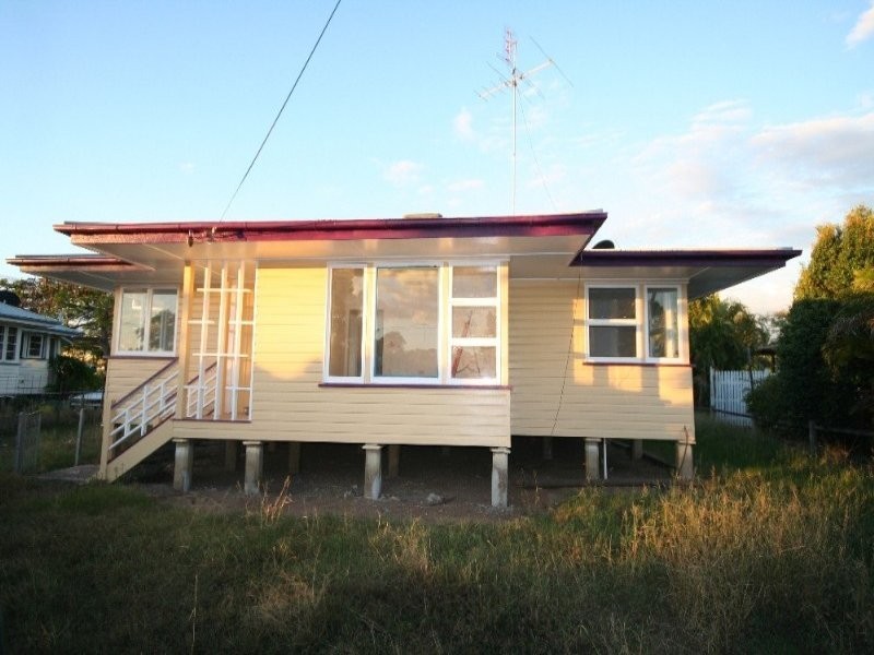 138 Bell Street, Biloela QLD 4715