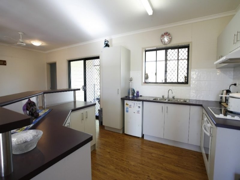 30 Salamander Street, Bluewater QLD 4818