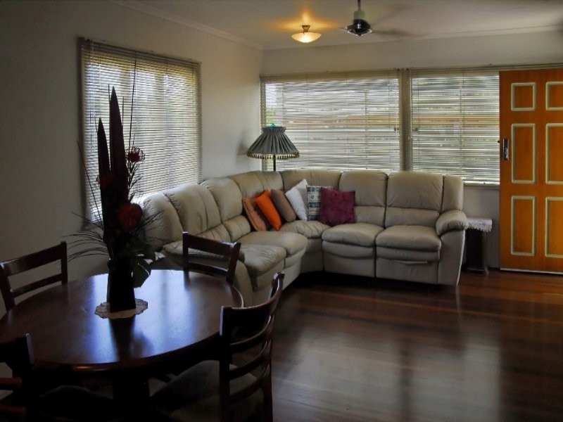 134 Charles Street, Cranbrook QLD 4814