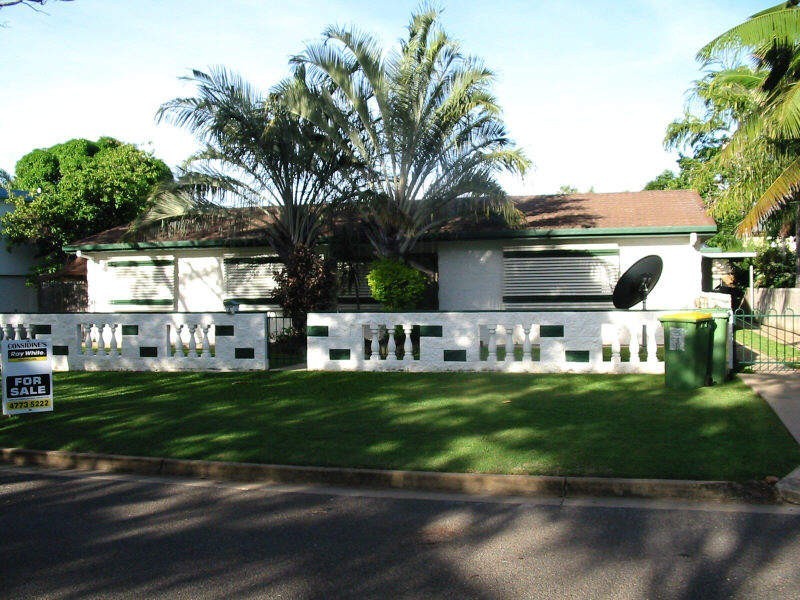 4 Durack Street, Douglas QLD 4814