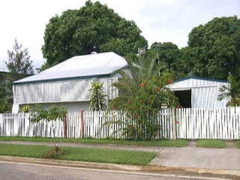 8 Abbott Street, Oonoonba QLD 4811