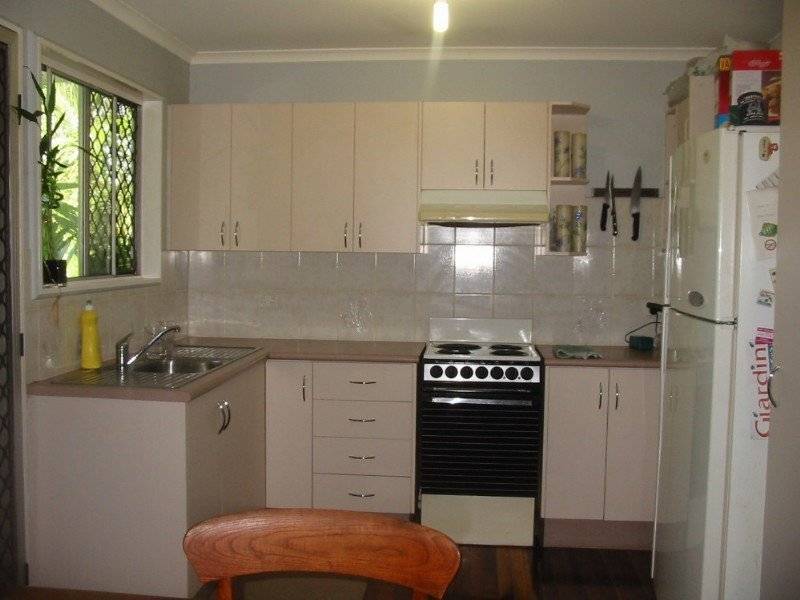 32 Champagne Cres, Kelso QLD 4815