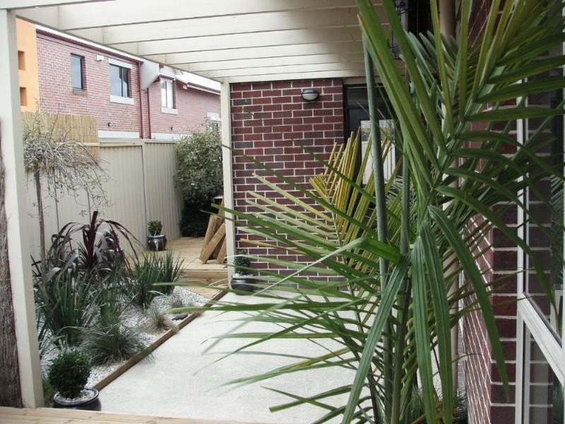 21 Flinders Chase, Pakenham VIC 3810