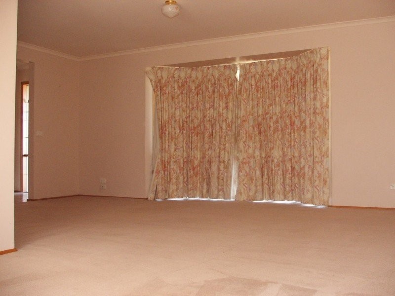 79 Eagle Drive, Pakenham VIC 3810