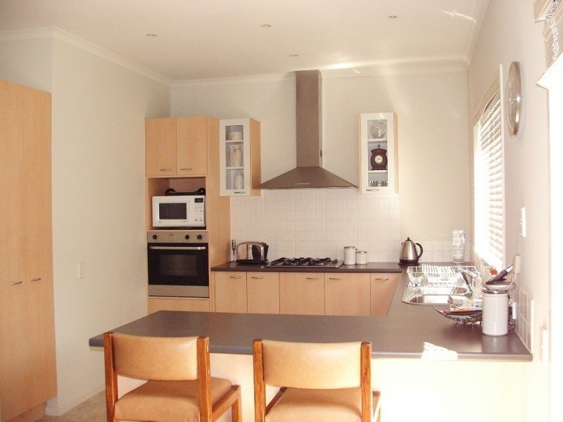 5 Flinders Chase, Pakenham VIC 3810