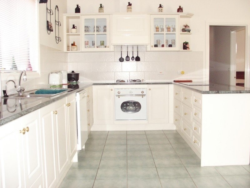 11 Spring Circuit, Pakenham VIC 3810