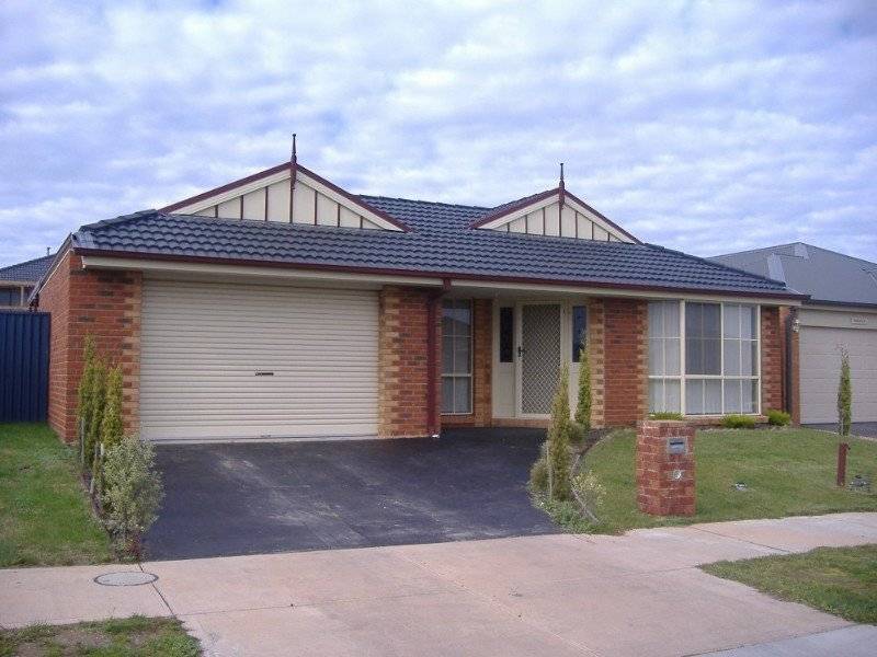 19 River Red Grove, Pakenham VIC 3810