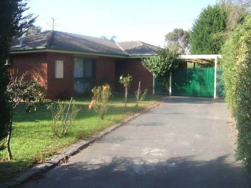 6 Sykes Court, Pakenham VIC 3810