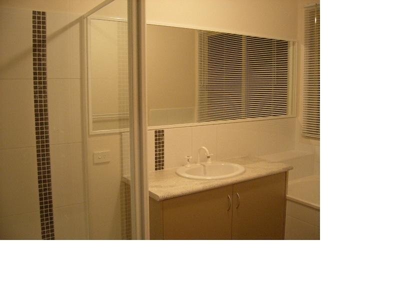 6 Manna Gum Drive, Pakenham VIC 3810