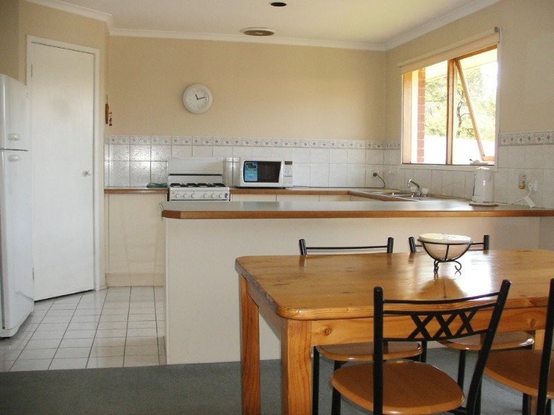 35 Maria Crescent, Pakenham VIC 3810