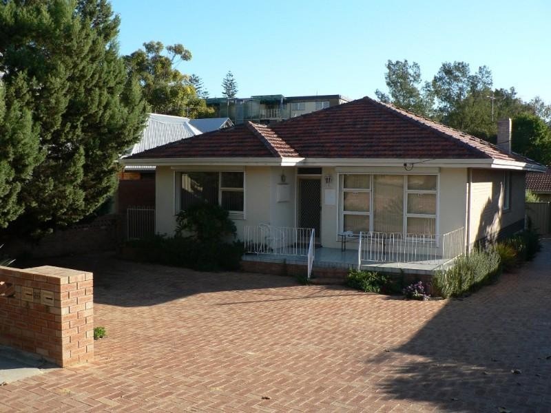 25A Chalmers Street, Fremantle WA 6160