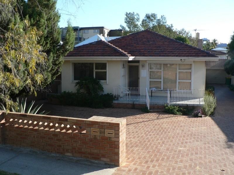 25A Chalmers Street, Fremantle WA 6160