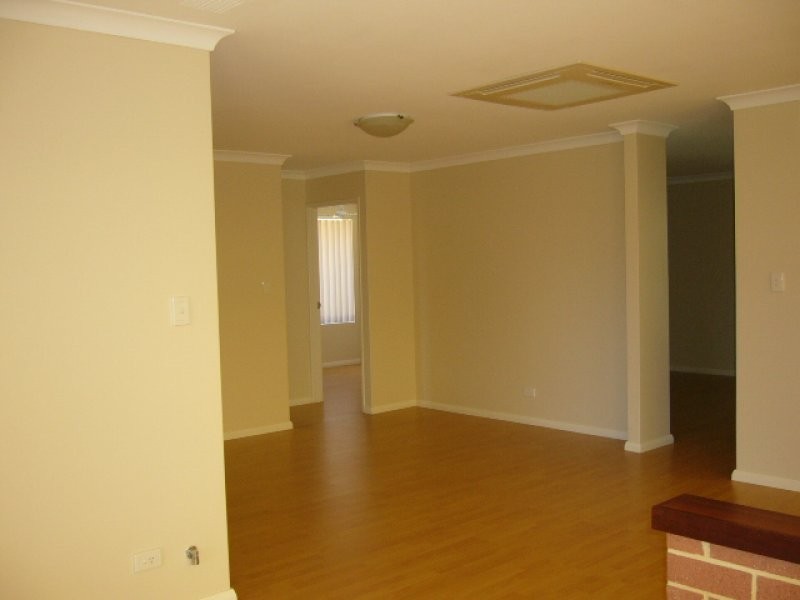 6 Greenpark Rise, Bibra Lake WA 6163