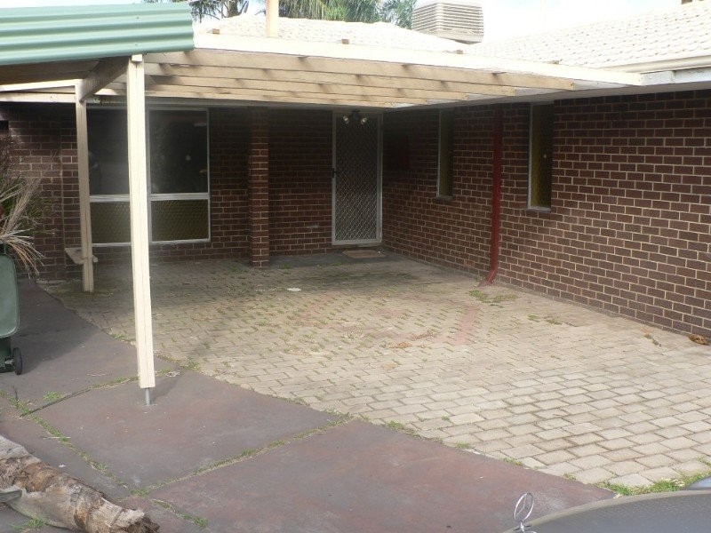 11 Norland Way, Spearwood WA 6163