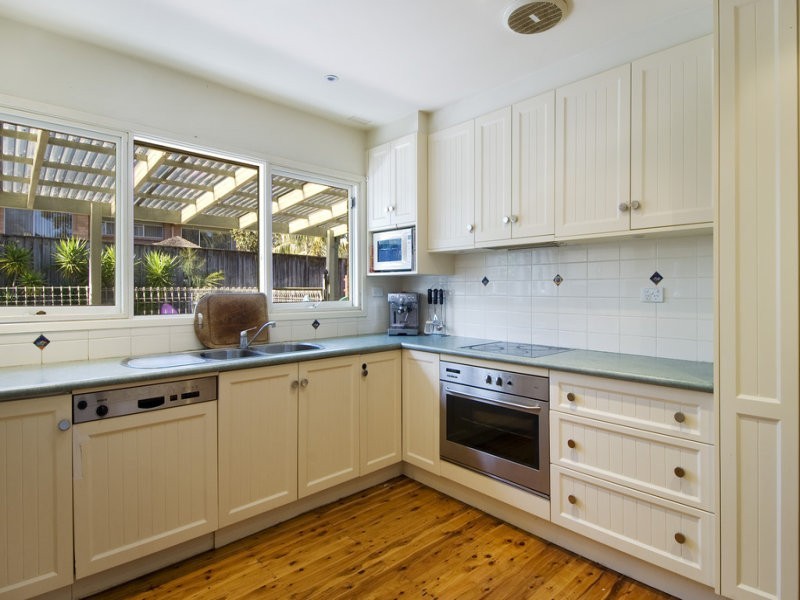 8 Calool Crescent, Belrose NSW 2085