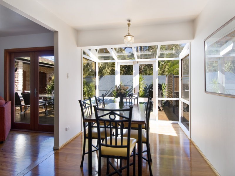 8 Calool Crescent, Belrose NSW 2085