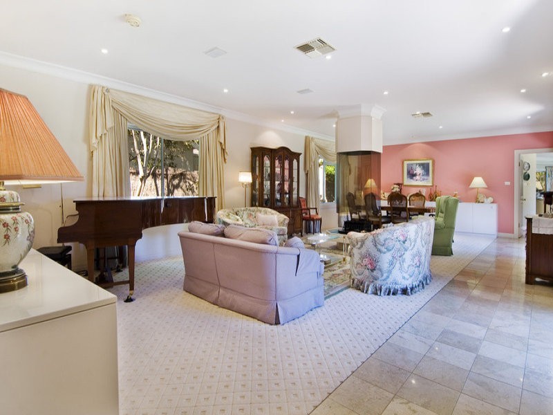 8 The Greenway, Duffys Forest NSW 2084