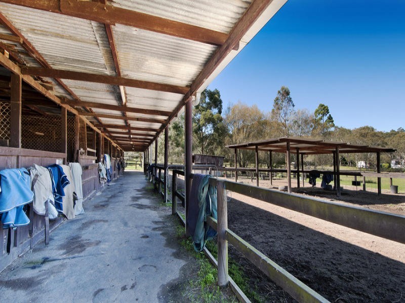 13 Birramal Road, Duffys Forest NSW 2084