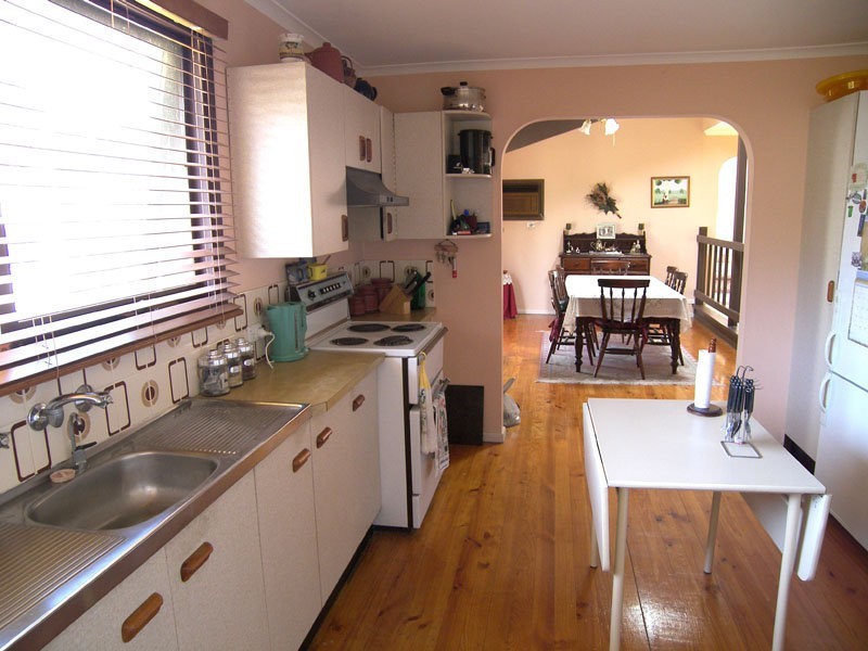 19 Damian Drive, Salisbury Heights SA 5109