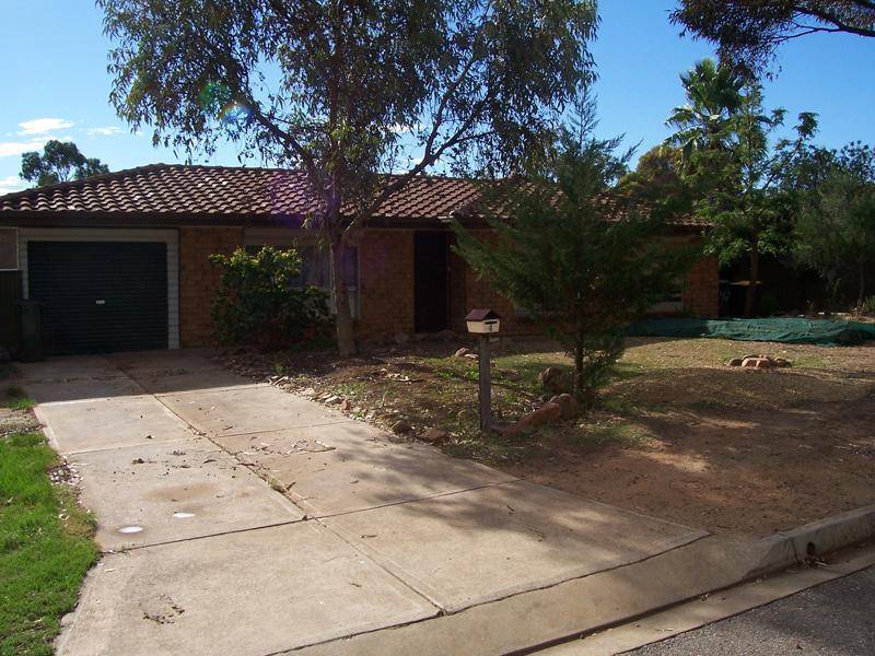 4 McDonnell Terrace, Evanston Gardens SA 5116