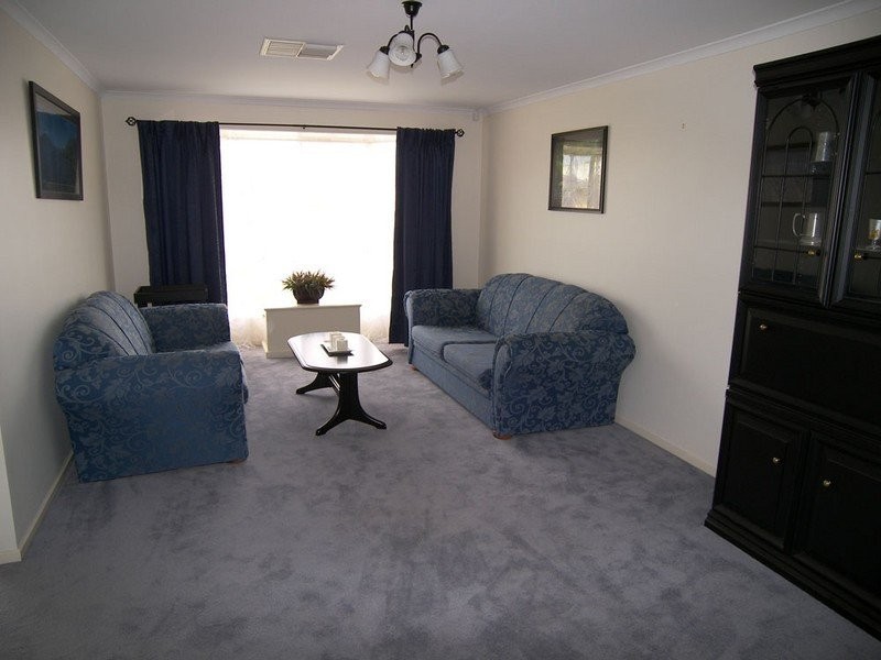 2 Bombardieri Court, Evanston Park SA 5116