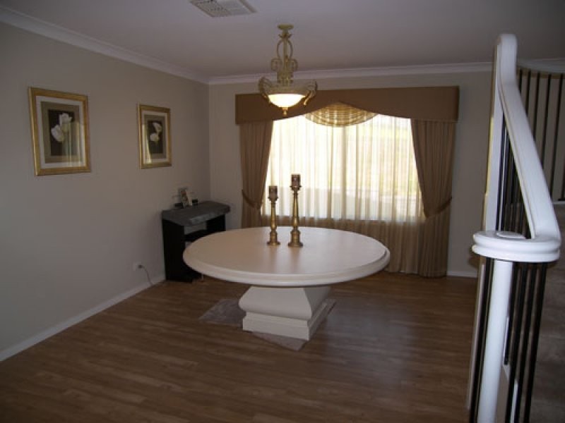 19 Selway Place, Evanston Park SA 5116