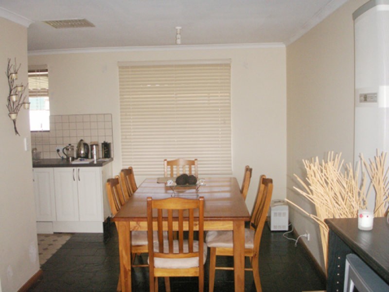 11 Maguire Crescent, Burton SA 5110